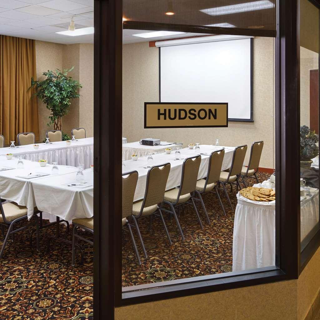 Radisson Hotel Bismarck Dış mekan fotoğraf