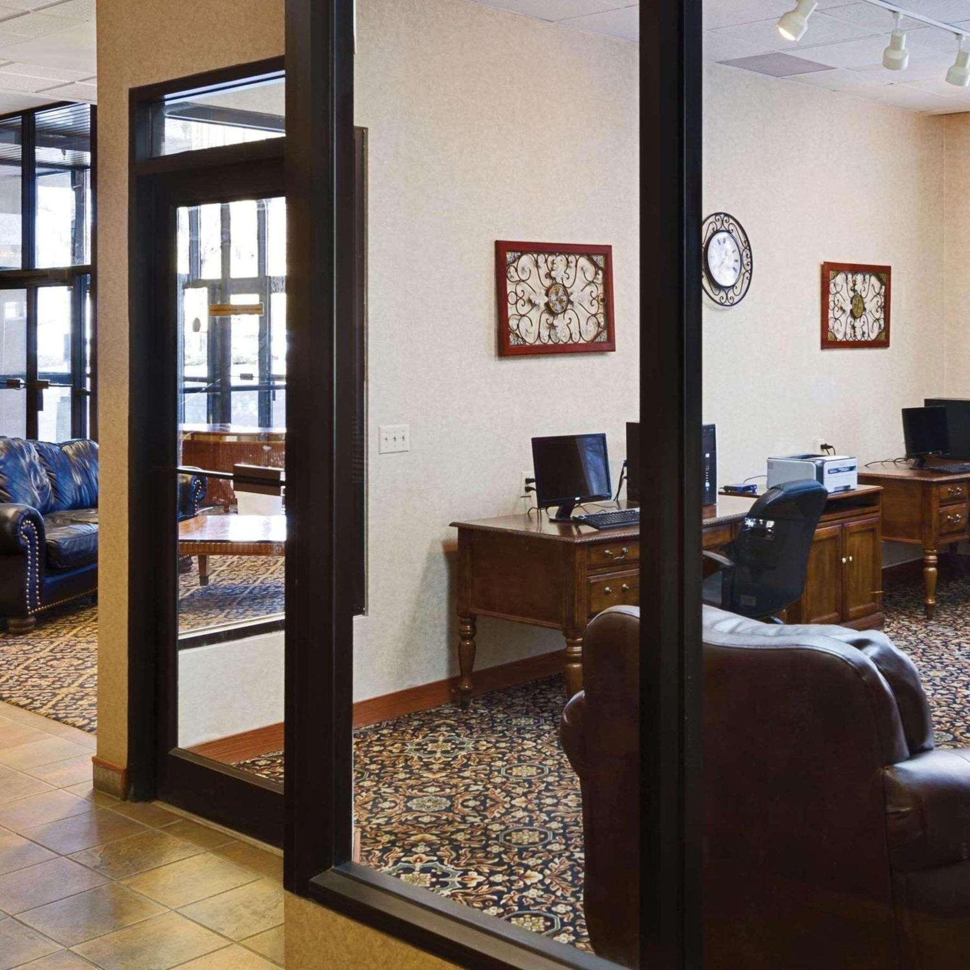 Radisson Hotel Bismarck Dış mekan fotoğraf